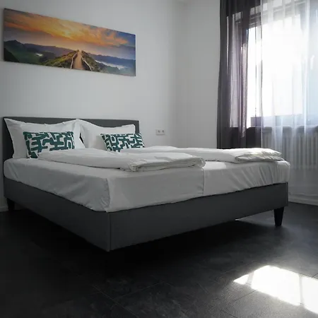 Ξενοδοχείο με διαμερίσματα Space Double *